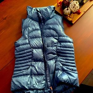 EUC Lululemon down vest